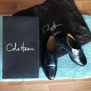 Cole Haan men's black shoes oxfords size 10